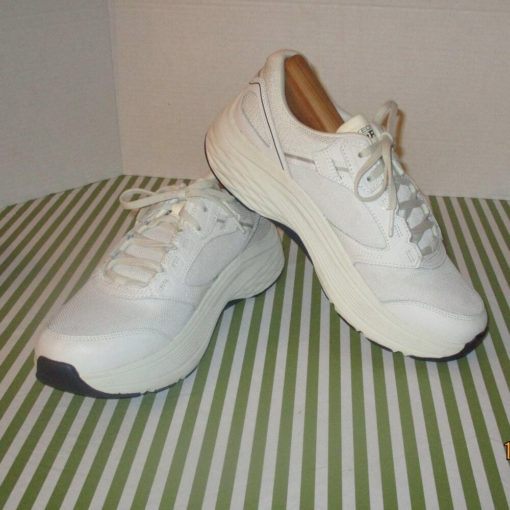 Skechers GoRun Sneakers